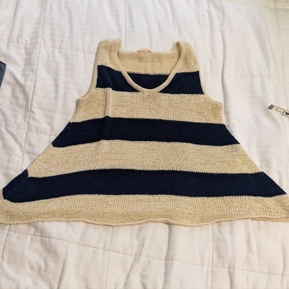 Oddi sleeveless striped sweater top size small - Picture 1 of 6